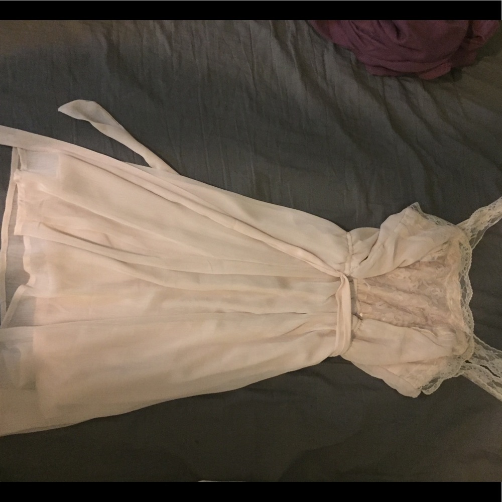 Lace dress